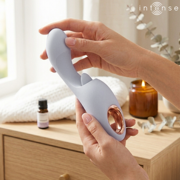 Vibrator INTENSE Anya med dobbel stimulering, i fargen lavendel