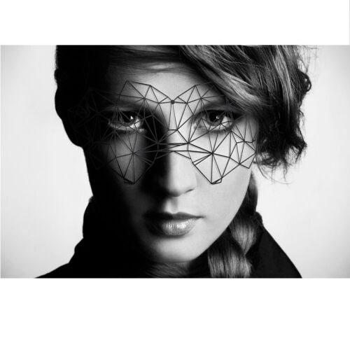 Bondage Maske Bijoux Kristine med Gjenbrukbare Klistremerker